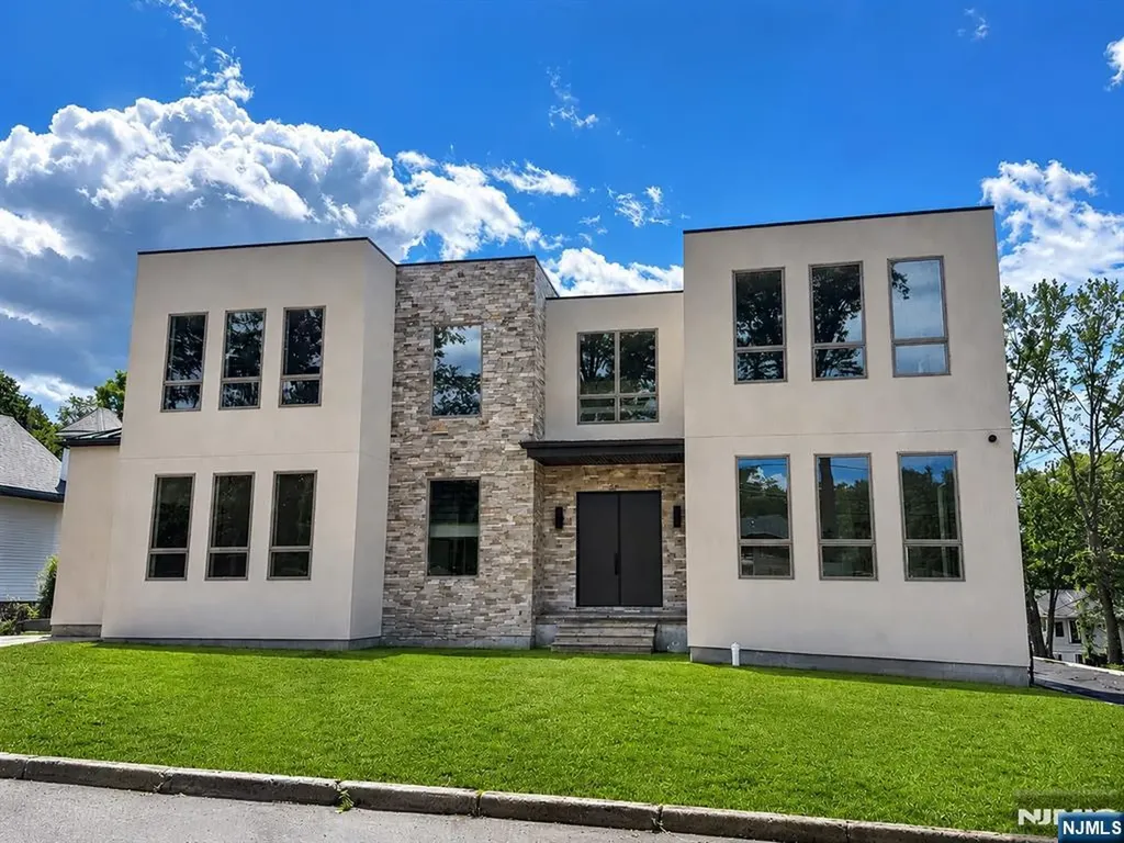144 Demarest Avenue Englewood Cliffs NJ 07632