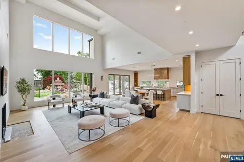 144 Demarest Avenue Englewood Cliffs NJ 07632