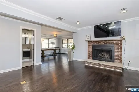 17 Rockaway Valley Road Montville Township NJ 07045