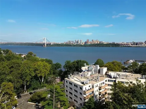1375 River Edgewater NJ 07020