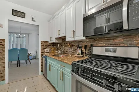 1375 River Edgewater NJ 07020