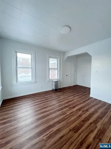 334-336 Redwood Paterson NJ 07522