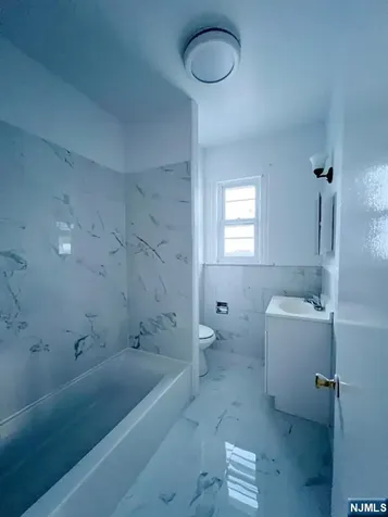 334-336 Redwood Paterson NJ 07522