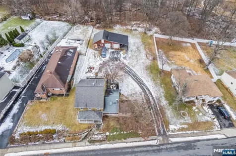 79 Fairfield Avenue West Caldwell NJ 07006
