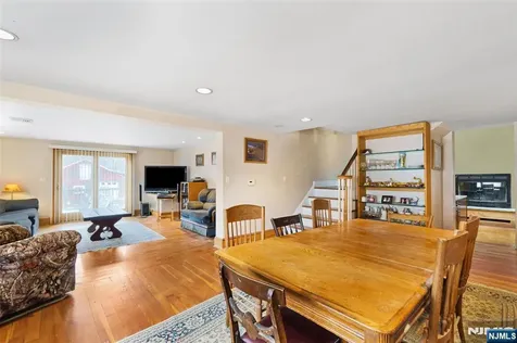 79 Fairfield Avenue West Caldwell NJ 07006