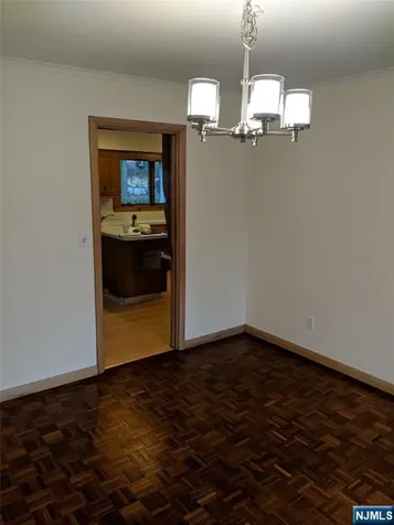 711 W Saddle River Road Ho-ho-kus NJ 07423