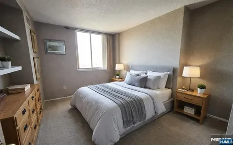 1527 Harmon Cove Tower Secaucus NJ 07094