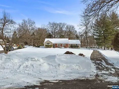 2 Overbrook Place Hillsdale NJ 07642
