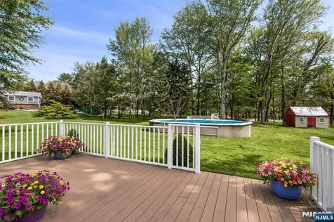 2 Overbrook Place Hillsdale NJ 07642