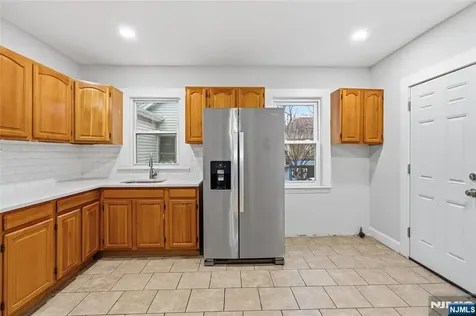 288 William East Orange NJ 07017