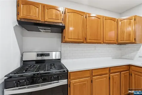 288 William East Orange NJ 07017