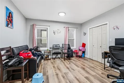 288 William East Orange NJ 07017