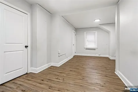 288 William East Orange NJ 07017
