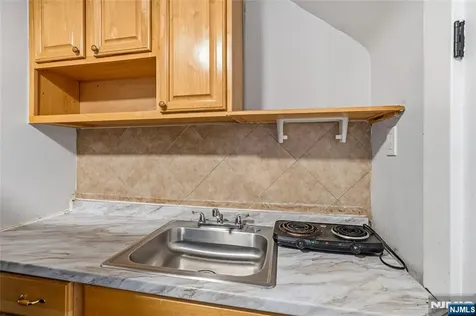 288 William East Orange NJ 07017