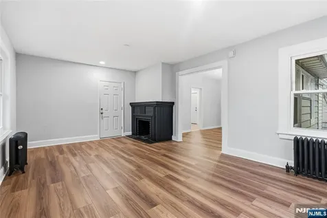 288 William East Orange NJ 07017
