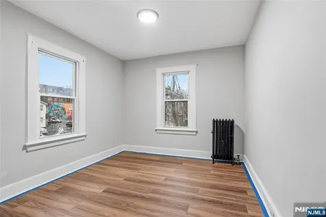 288 William East Orange NJ 07017