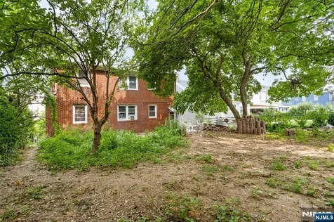 794 Stuyvesant Avenue Irvington NJ 07111