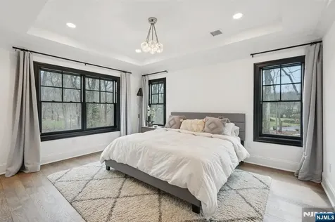 868 Pueblo Drive Franklin Lakes NJ 07417