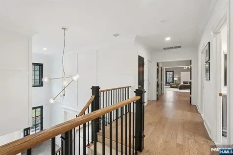 868 Pueblo Drive Franklin Lakes NJ 07417