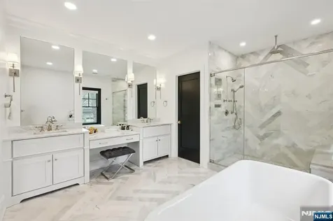 868 Pueblo Drive Franklin Lakes NJ 07417