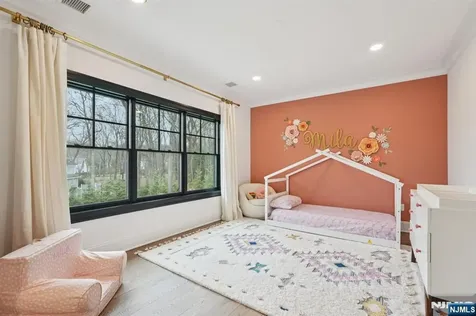 868 Pueblo Drive Franklin Lakes NJ 07417