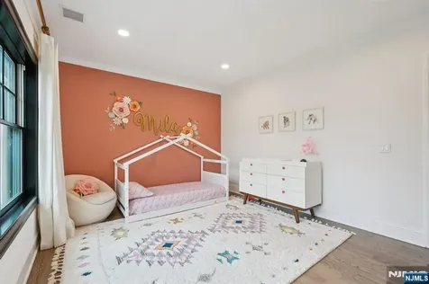 868 Pueblo Drive Franklin Lakes NJ 07417