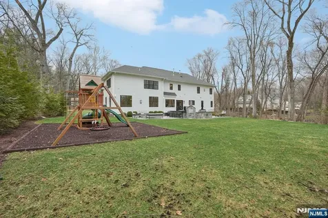 868 Pueblo Drive Franklin Lakes NJ 07417
