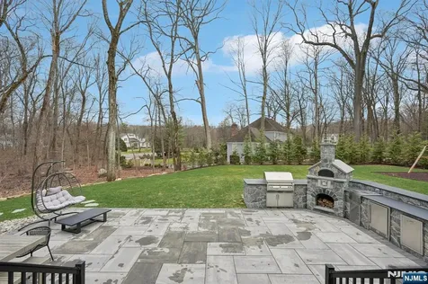 868 Pueblo Drive Franklin Lakes NJ 07417
