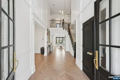 868 Pueblo Drive Franklin Lakes NJ 07417