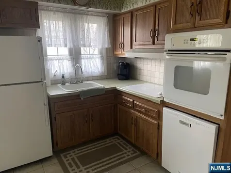 339 Boyle Avenue Totowa NJ 07512