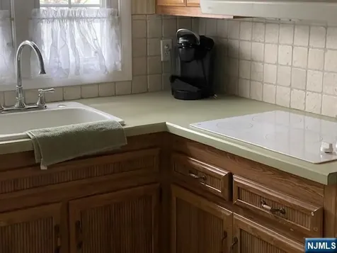 339 Boyle Avenue Totowa NJ 07512