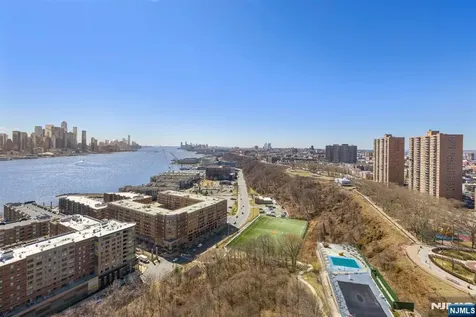 6050 E John F Kennedy Boulevard West New York NJ 07093