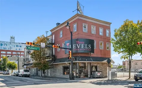 218 Mulberry Street Newark NJ 07102