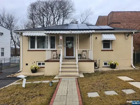 15 Webster Avenue Paterson NJ 07501