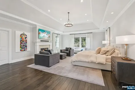 4 Mill Brook Lane Franklin Lakes NJ 07417