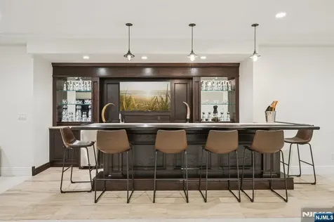 4 Mill Brook Lane Franklin Lakes NJ 07417