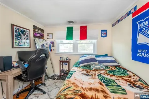 88 Ozone Avenue Cedar Grove NJ 07009