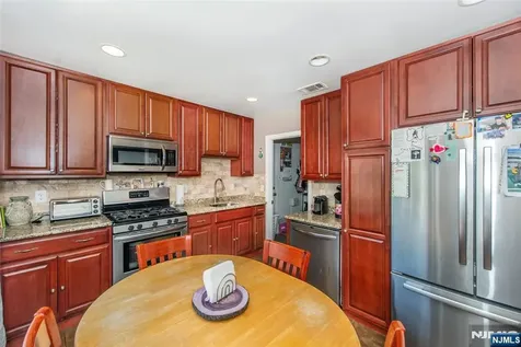 88 Ozone Avenue Cedar Grove NJ 07009