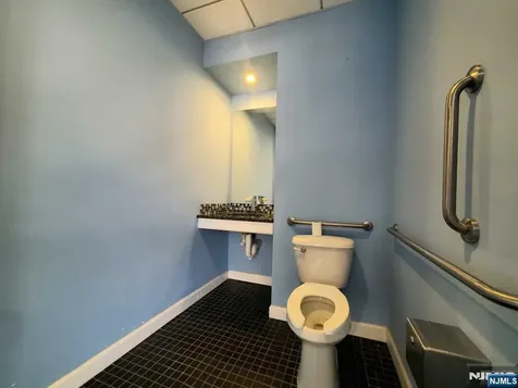 537 Kearny Avenue Kearny NJ 07032