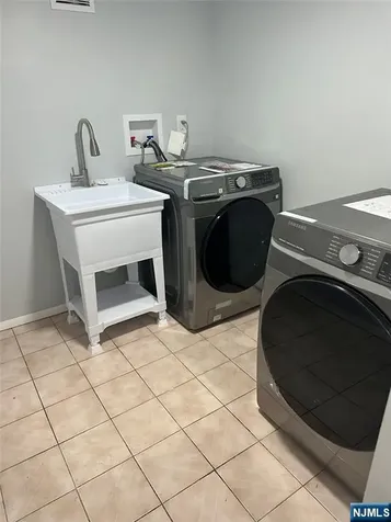 1449 Gehr Place North Bergen NJ 07047