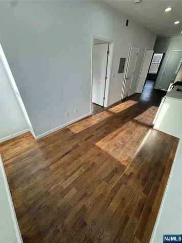 196 Malvern Street Newark NJ 07105