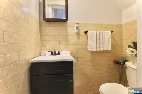 14-16 Fuller Place Irvington NJ 07111