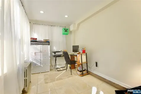 14-16 Fuller Place Irvington NJ 07111
