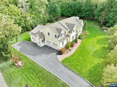 3 London Court Woodcliff Lake NJ 07677
