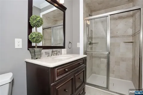 3 London Court Woodcliff Lake NJ 07677