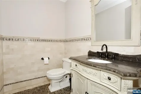 3 London Court Woodcliff Lake NJ 07677