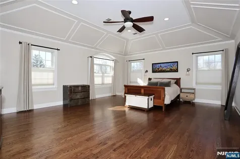 3 London Court Woodcliff Lake NJ 07677