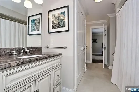 3 London Court Woodcliff Lake NJ 07677