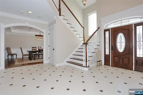 3 London Court Woodcliff Lake NJ 07677