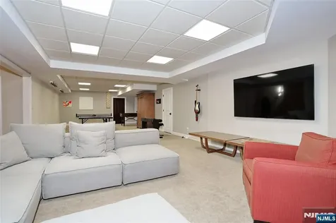 3 London Court Woodcliff Lake NJ 07677